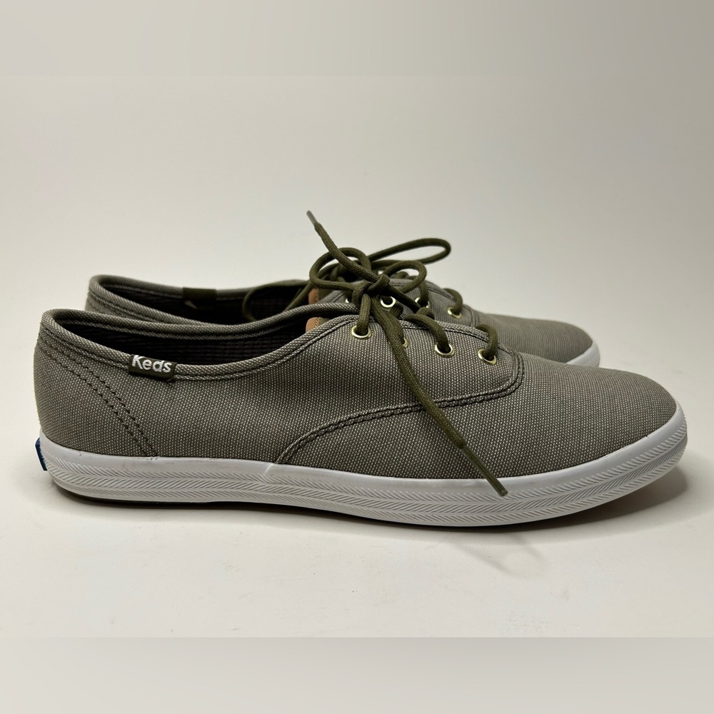 Keds Muted Green Low Top Casual Canvas Lace Up Sneaker Size 7